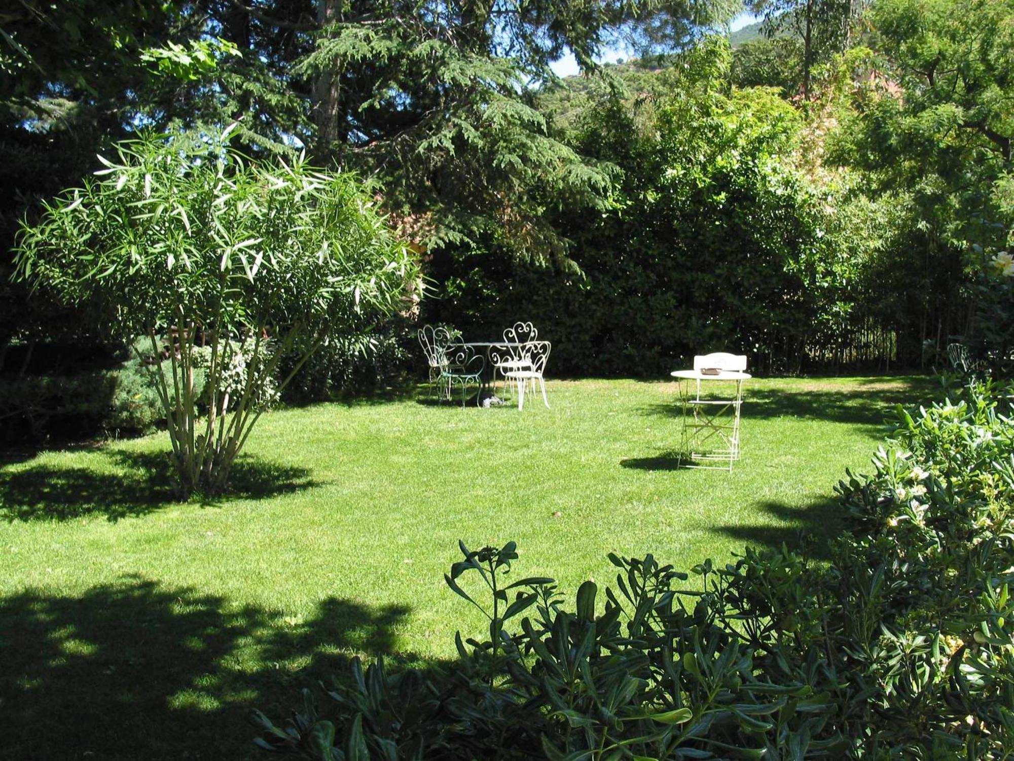 Le Relais Des Chartreuses Hotel Le Boulou Exterior photo